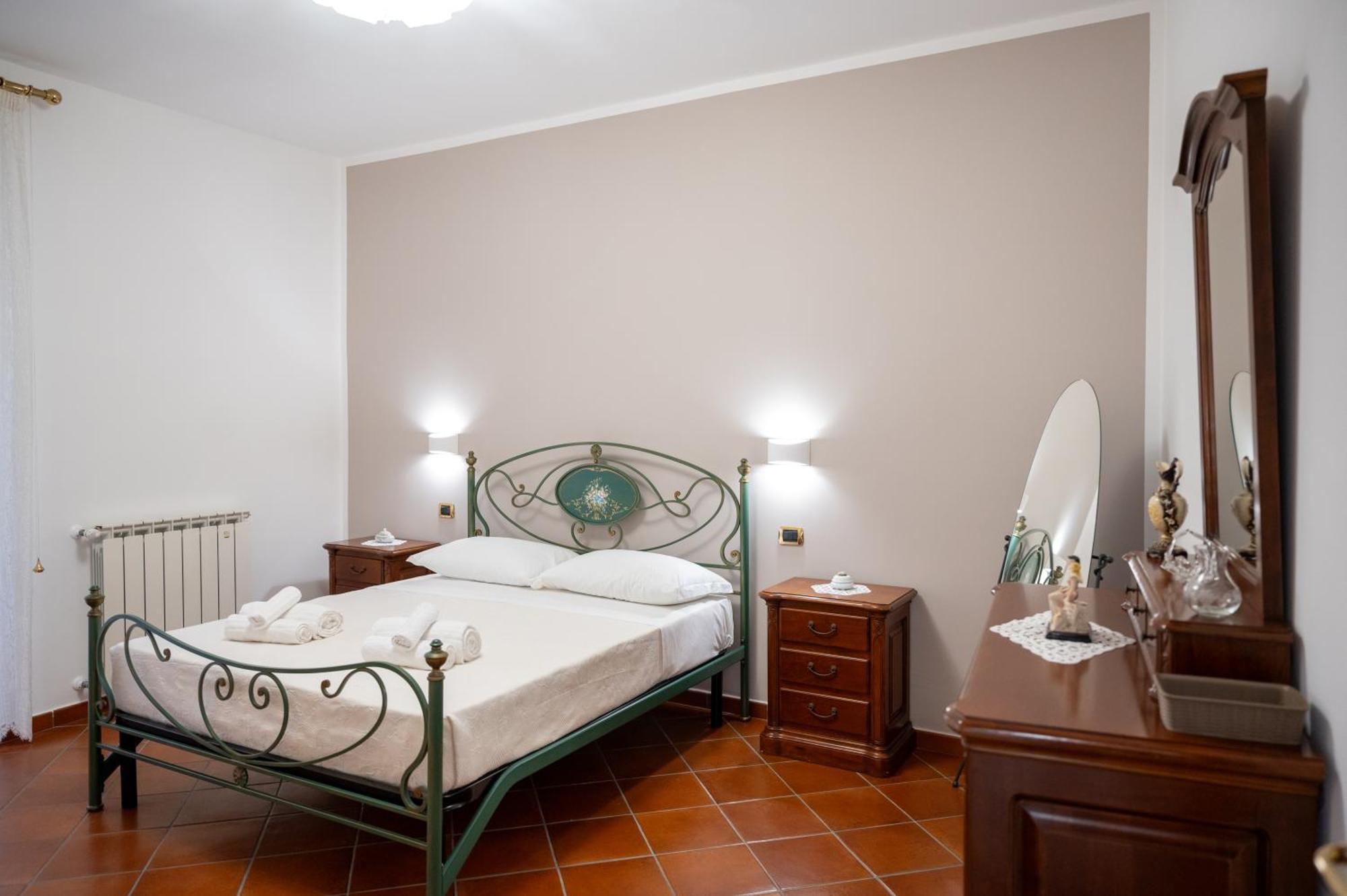 Casa Vacanze Tramonto Alla Marina Cefalu Bagian luar foto