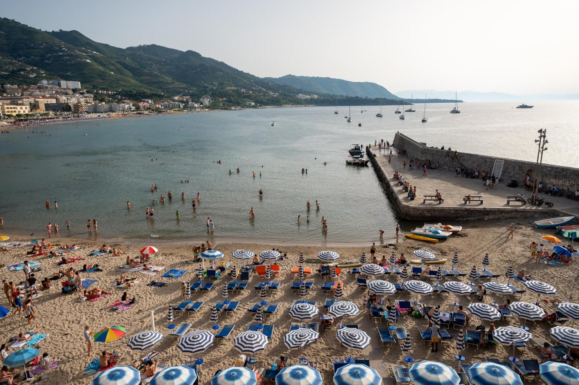 Casa Vacanze Tramonto Alla Marina Cefalu Bagian luar foto