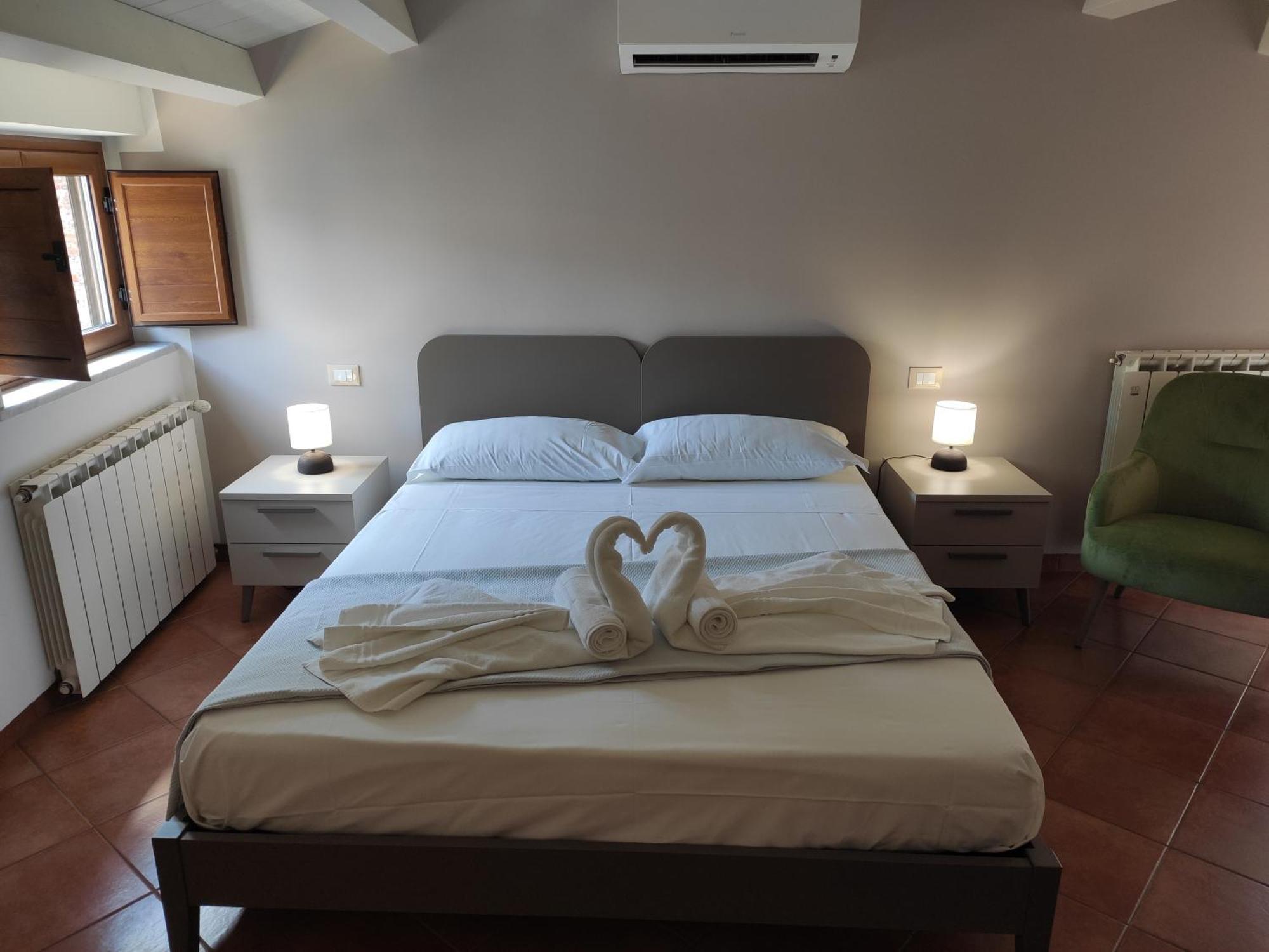 Casa Vacanze Tramonto Alla Marina Cefalu Bagian luar foto